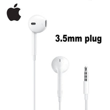 गैलरी व्यूवर में इमेज लोड करें, original Apple Earpods 3.5mm Plug &amp; Lightning In-ear Earphones
